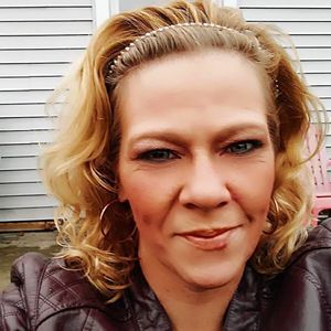 Meet your Posher, Camillia